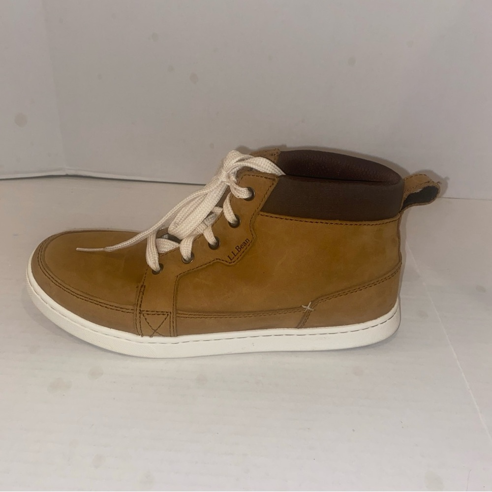 L.L. Bean chukka ankle boot size 7.5 new without tags